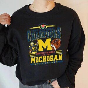 Michigan Wolverines Football Unisex Sweatshirt 17